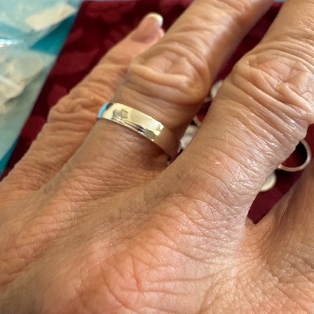 925 SILVER RING - Elegant Silver Women's Ring